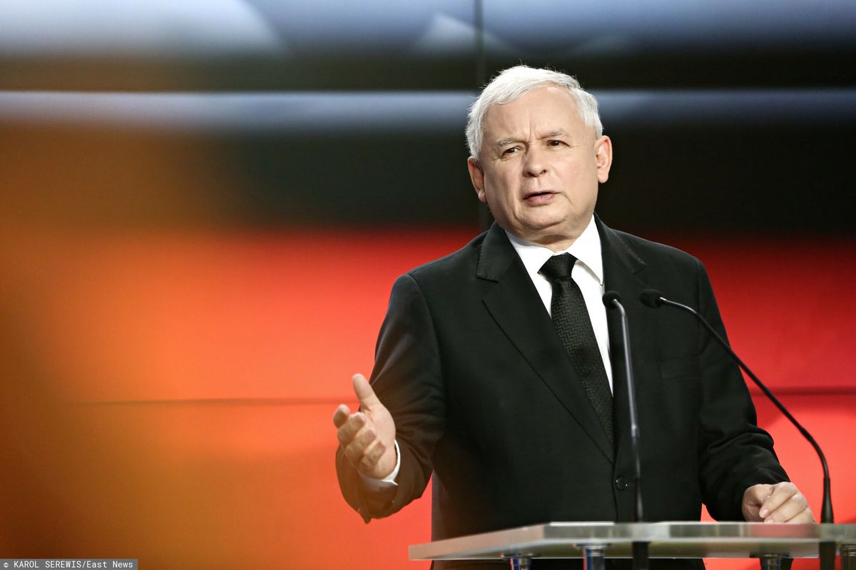 Prezes Kaczyński w siedzibie PiS przy Nowogrodzkiej