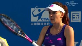 Tenis, WTA, Shenzhen, 2. runda: A. Radwańska – S. Cirstea (skrót)