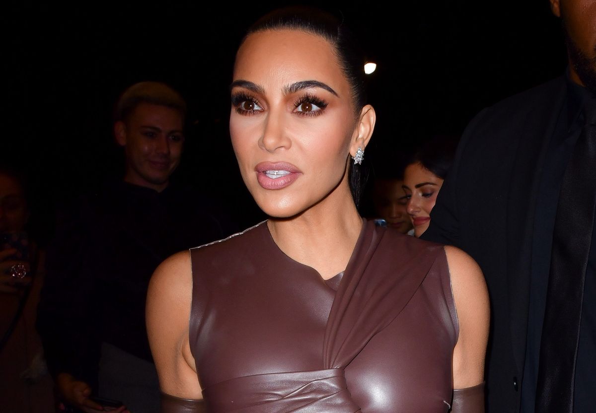 Internauci skrytykowali Kim Kardashian za to, jak ubrała ośmioletnią córkę 