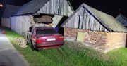 BMW wjechało prosto w budynek