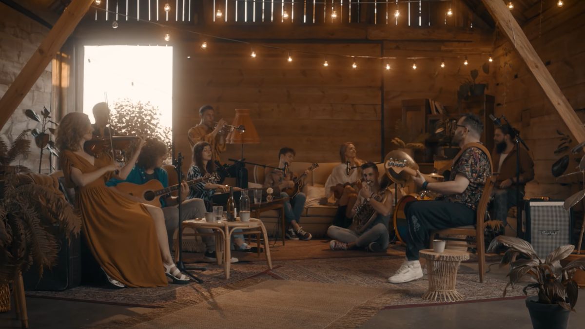 Kwiat Jabłoni, "Drogi proste"