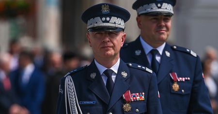 Granatnik u szefa policji. Ślad prowadzi do tajemniczego e-maila?