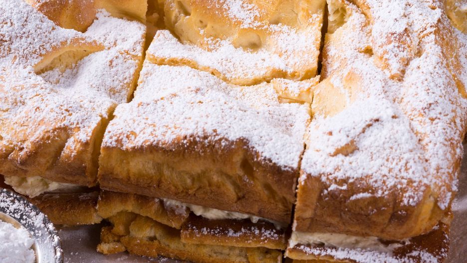 Smakuje jak u mamy. Sprawdzony przepis na domową karpatkę