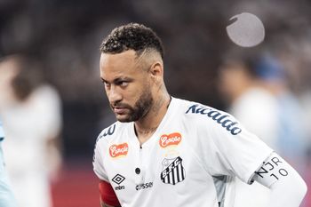 Neymar zapowiada kolejną operację kolana. Co z jego udziałem w MŚ