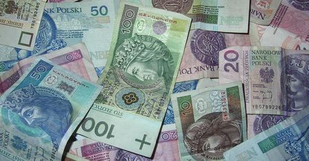 Tworzyli fikcyjne zbiórki charytatywne. Jest akt oskarżenia