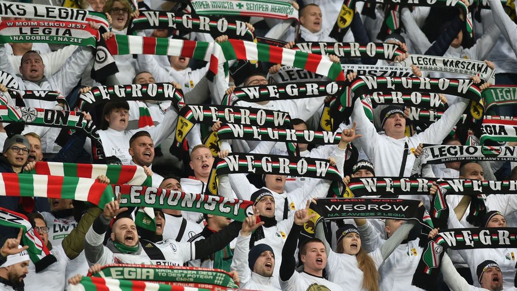 Polscy kibice wracają na trybuny