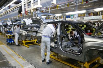 "Dobra passa się kończy". Raport: w branży fala likwidacji zakładów i zwolnień