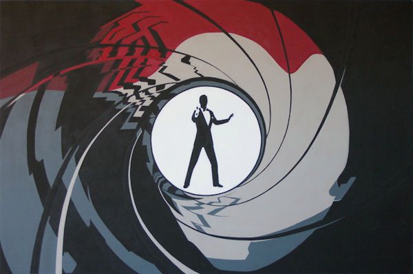Szybkie kobiety, piękne samochody i dużo strzelania - przyglądamy się wszystkim grom z Jamesem Bondem