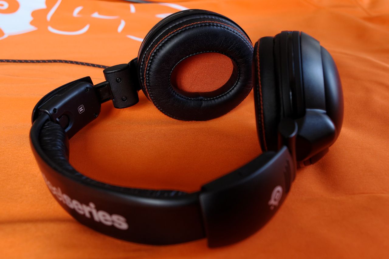 SteelSeries 5Hv3 — słuchawki gamingowe do grania w samotności