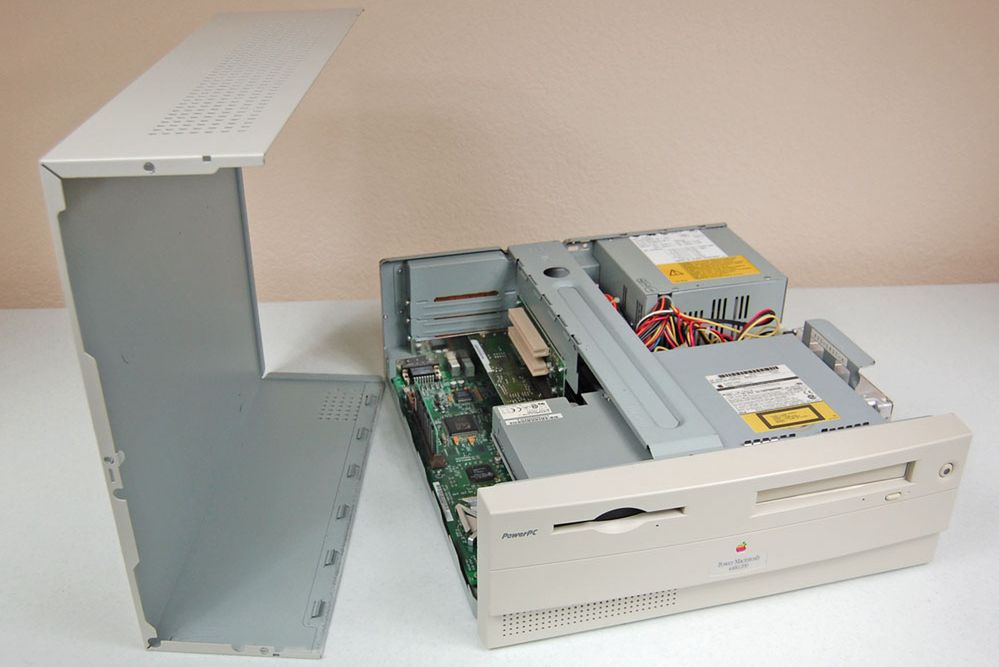 PowerMac 4400 – sklonujmy samych siebie i PeCeta 