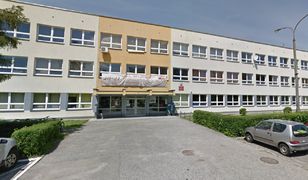 Atak nożem w szkole. 15-latek otrzymał cios w brzuch