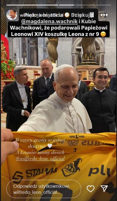 Papież Leon XIV otrzymał koszulkę od Wilfredo Leona