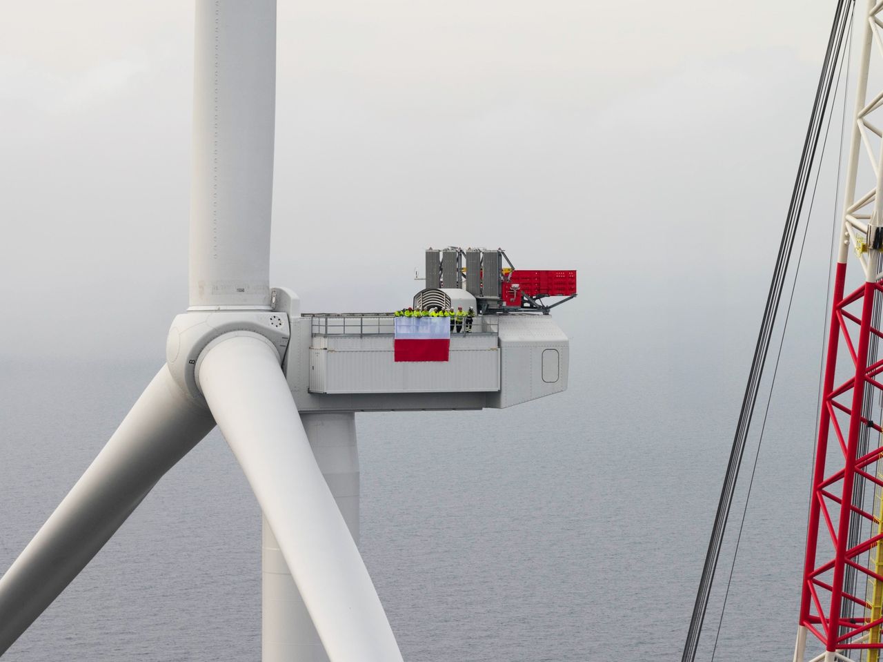Pierwsze turbiny z polskimi gondolami na morskiej farmie wiatrowej Grupy ORLEN