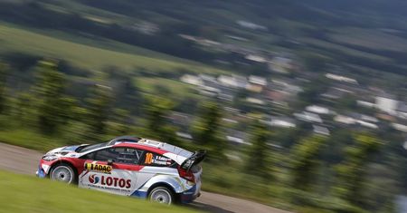 Robert Kubica znów poza drogą
