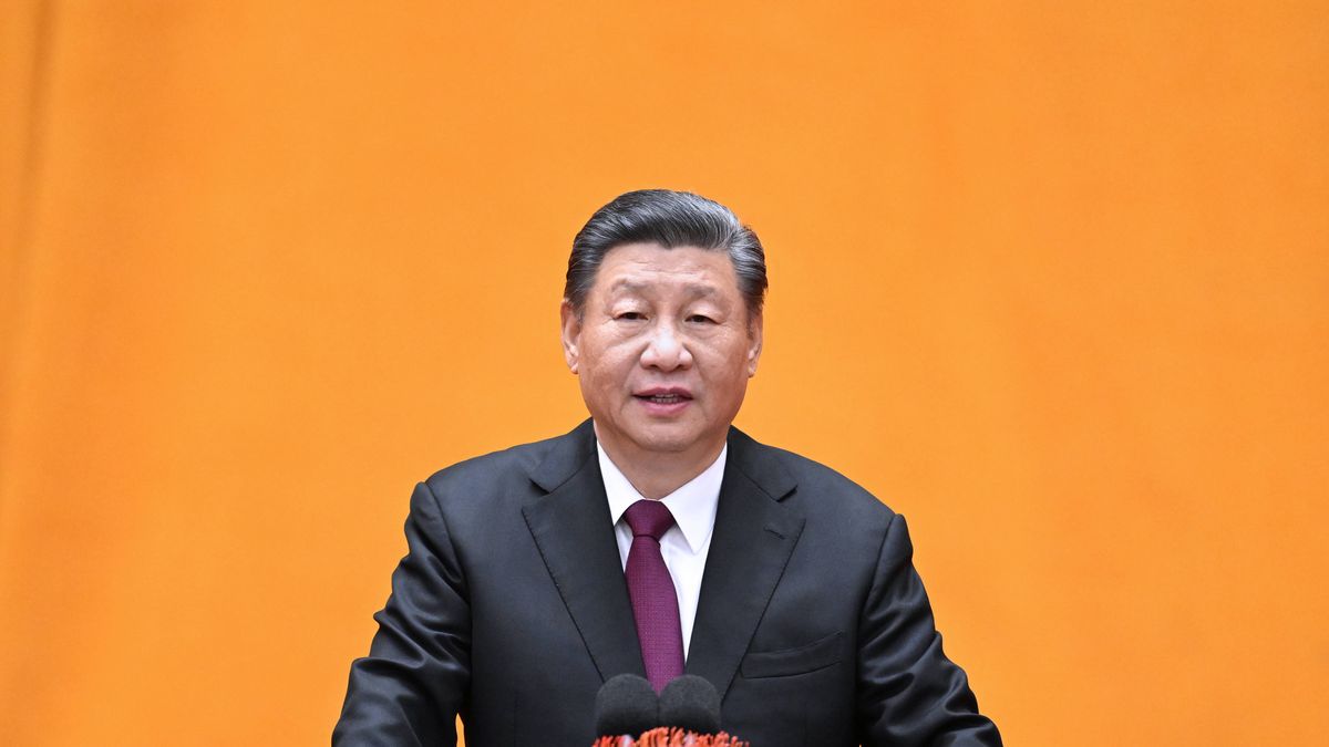 President Xi extends Spring Festival greetings to all Chinese
epa11137750 Chinese President Xi Jinping, also general secretary of the Communist Party of China (CPC) Central Committee and chairman of the Central Military Commission, delivers a speech at a Spring Festival reception at the Great Hall of the People in Beijing, China, 08 February 2024. The CPC Central Committee and the State Council held the reception on on 08 February in Beijing.  EPA/XINHUA / SHEN HONG CHINA OUT / UK AND IRELAND OUT  /       MANDATORY CREDIT  EDITORIAL USE ONLY  EDITORIAL USE ONLY 
Dostawca: PAP/EPA.
XINHUA / SHEN HONG