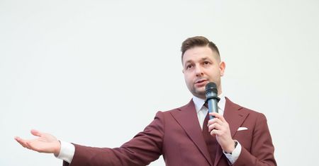 10 mandatów mniej dla PiS-u? Zmiany mają dotknąć Jakiego