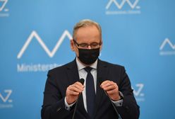 "To żenujące". Burza po konferencji Niedzielskiego