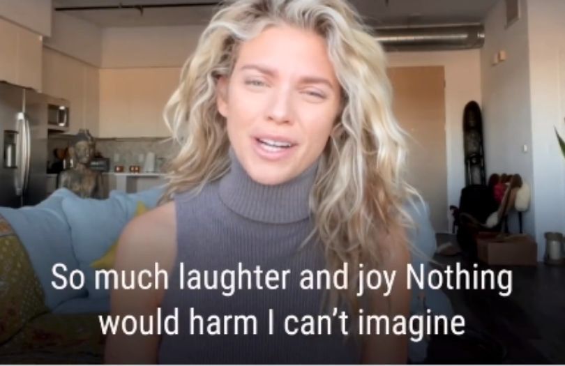 AnnaLynne McCord opublikowała na Twitterze wiersz do Władimira Putina