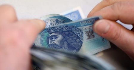 Badania nie pozostawiają złudzeń. Co drugi Polak nie ma "złamanego grosza"!