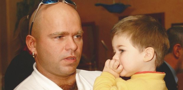 Klaudiusz Sevković z "Big Brothera" pokazał DOROSŁEGO SYNA. Jak dwie krople wody? (FOTO)