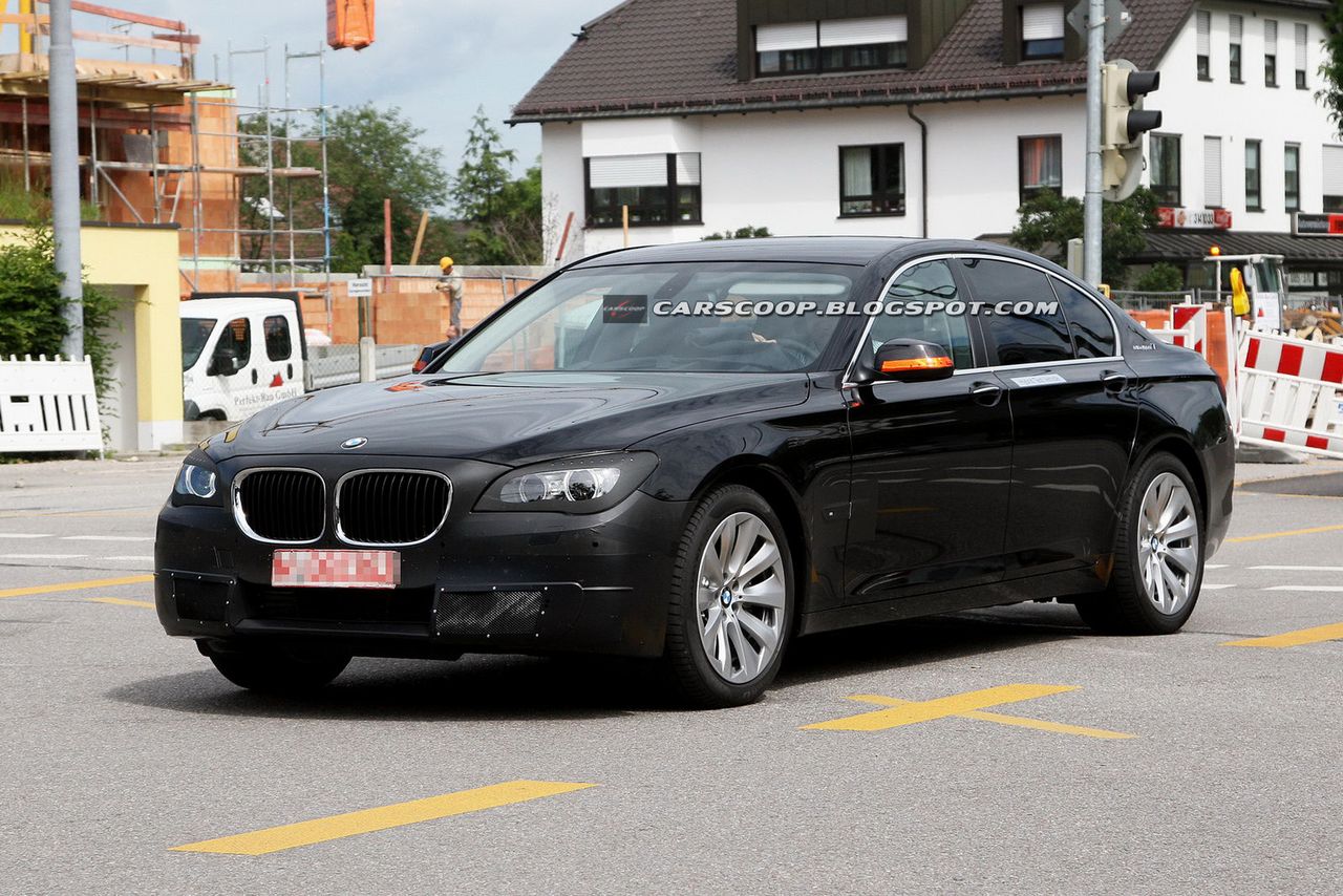 2013 BMW serii 7 (zdjęcia szpiegowskie)