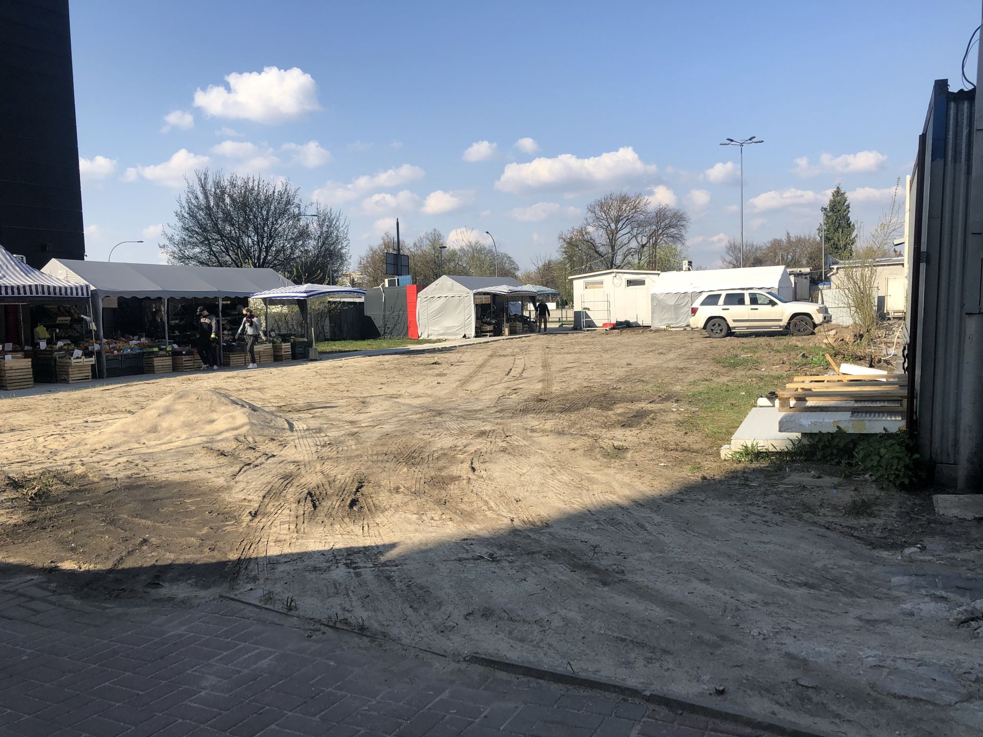 Na bazarze na Sadybie 