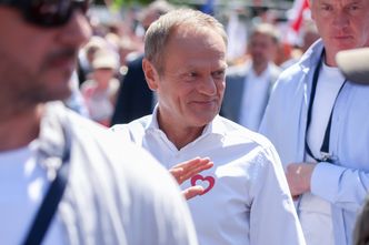 Tusk odgryzł się Morawieckiemu. "Poszukaj na swoich kontach"