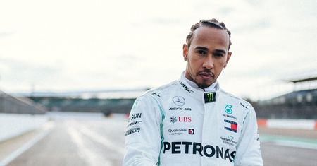Lewis Hamilton jest przeciwny skórzanej tapicerce w Mercedesach