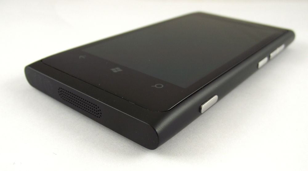 Nokia Lumia 800 - "prawdziwy" Windows Phone [test] 6