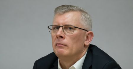 Dziesiątki milionów przez osiem lat na biuro kierowane przez Cenckiewicza. Ujawniają liczby