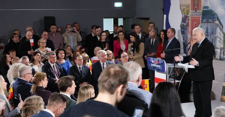 Komitet wyborczy Prawo i Sprawiedliwość. Ma prawo rejestrować listy w całej Polsce
