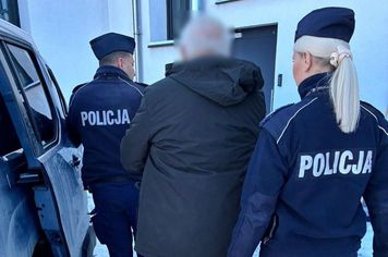 Kurier po pieniądze nie zdążył. Kryminalni z Hrubieszowa przerwali oszustwo na giełdę