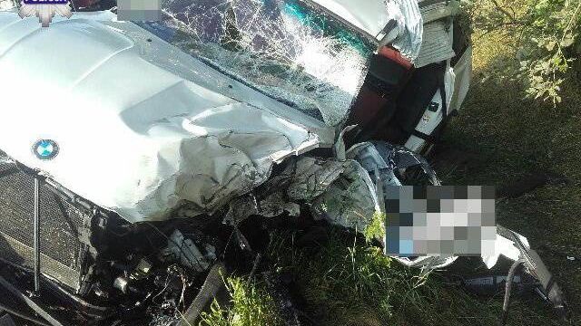 Kierowca BMW wyprzedzał na podwójnej ciągłej | fot. KPP Puławy