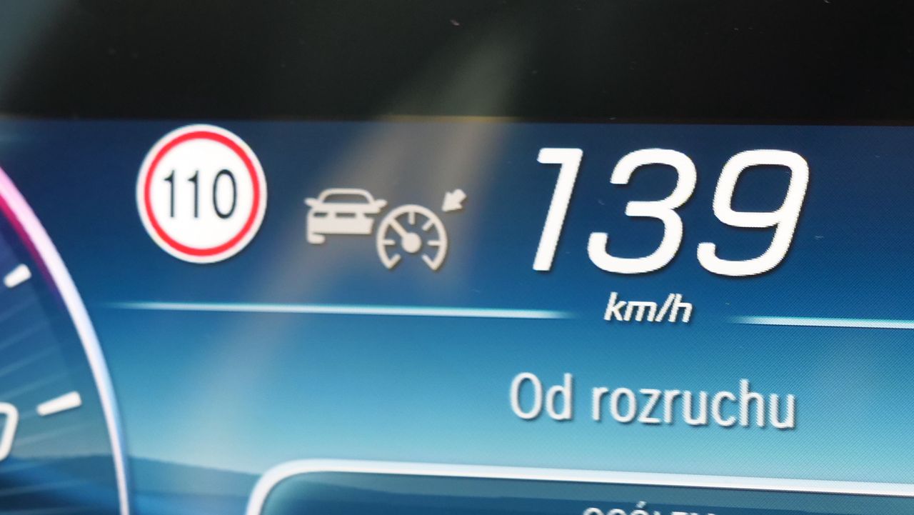 Jestem piratem drogowym, czy auto się myli? Po 10 minutach, chcę wysiąść