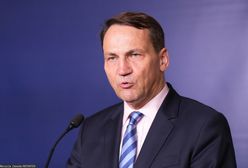 Sikorski o wojnie celnej Trumpa. "USA zaboli bardziej"