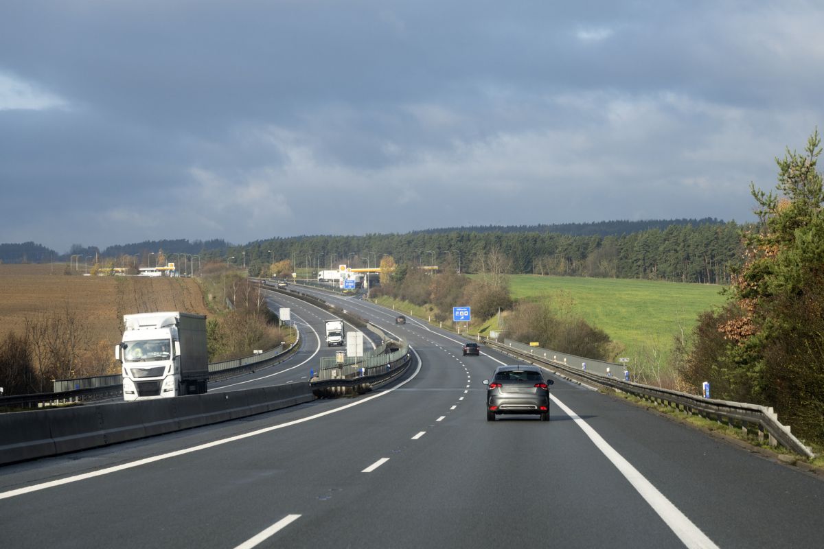 Czesi podnoszą opłaty za autostrady. Ile zapłaci kierowca?