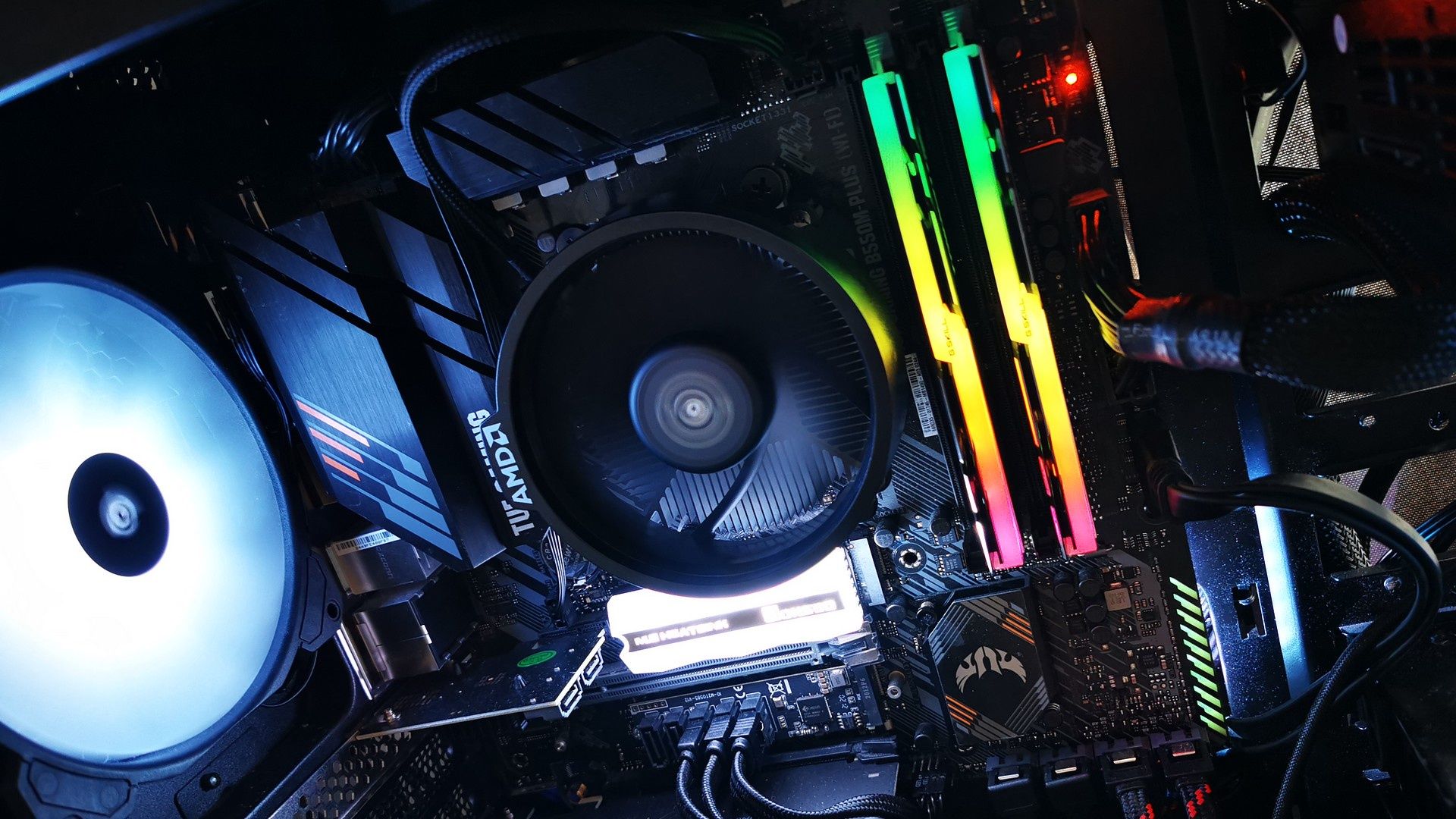 APU AMD i G.Skill Trident Z Neo 2 x 8 GB