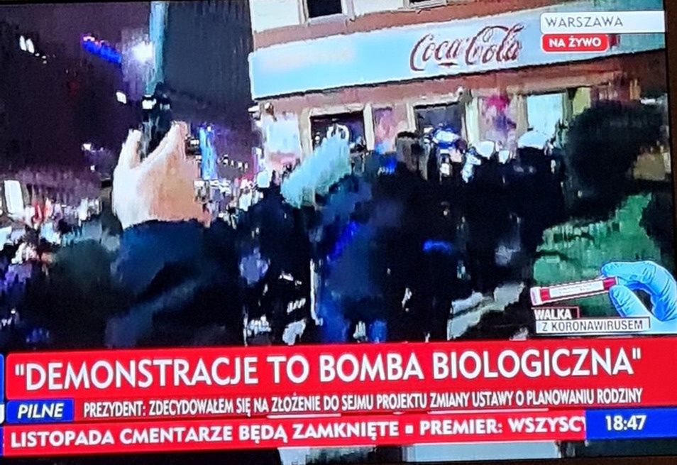 TVP twierdzi, że protesty kobiet to "bomba biologiczna"