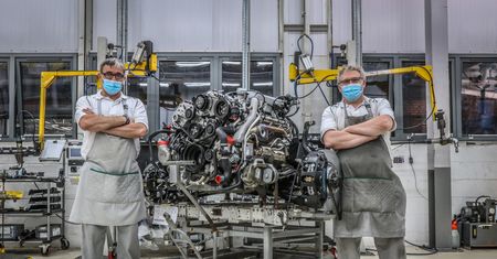 Mulsanne i napędzające go 61-letnie V8 oficjalnie martwe. Bentley zdradził, co je zastąpi