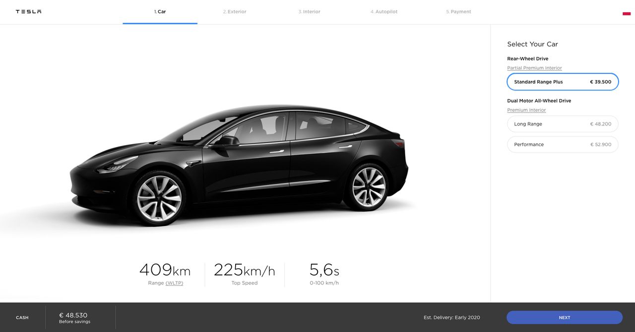 Konfigurator Tesli jest bardzo ubogi, a opcji personalizacji aut - niewiele