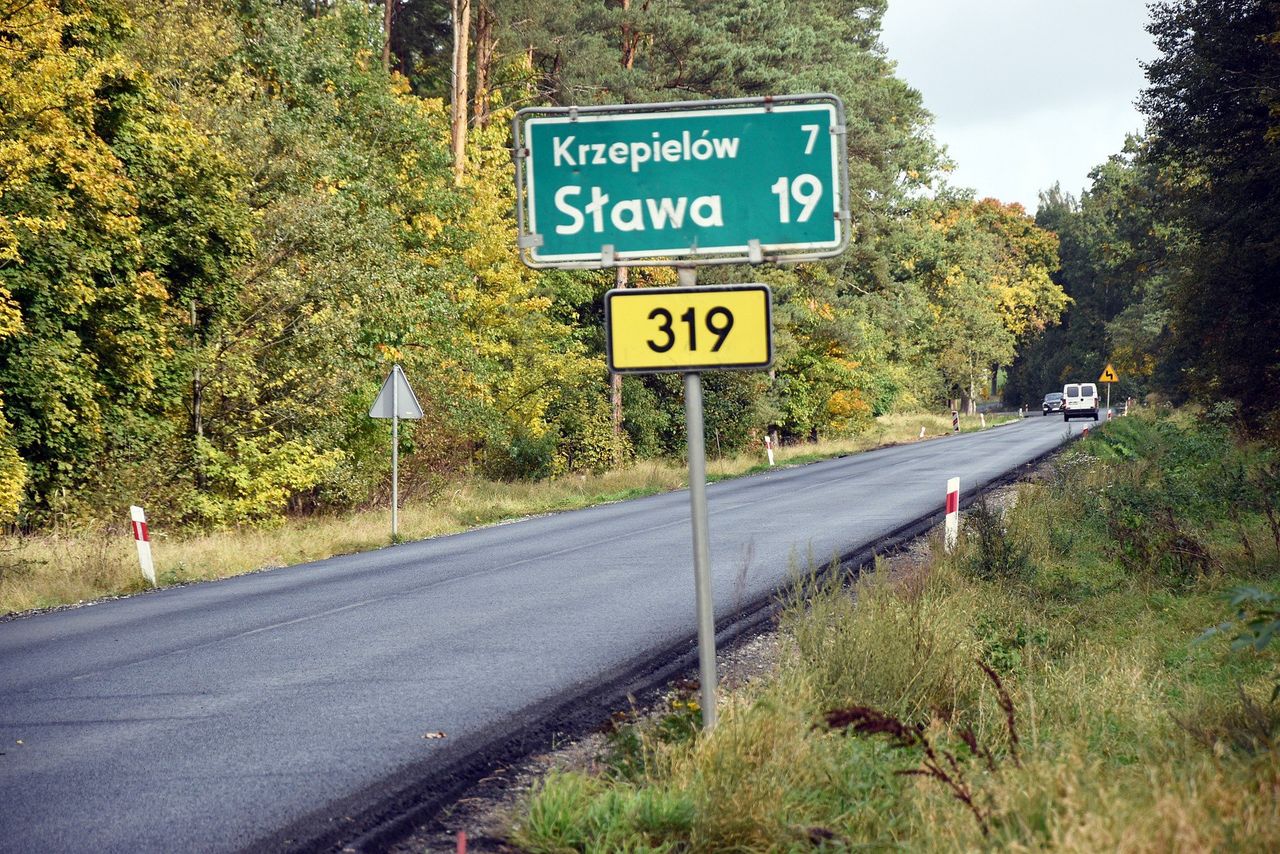 Kończą remont drogi nr 319 Głogów-Sława. Jest ostateczny termin