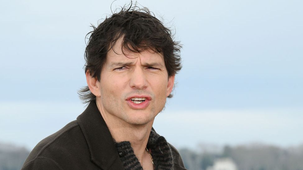 Majątek Ashtona Kutchera. Przekaże go dzieciom?