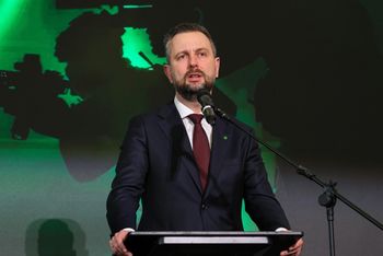 Rząd spieszy się z ustawą. Chce pożyczyć miliardy euro na zbrojenia