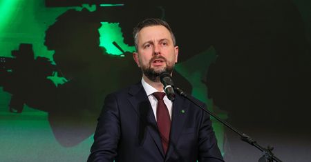 Rząd spieszy się z ustawą. Chce pożyczyć miliardy euro na zbrojenia