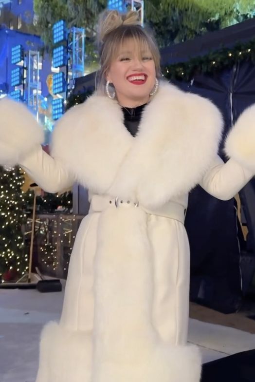 Kelly Clarkson schudła około 30 kilogramów