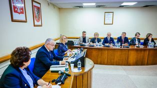 Duże inwestycje w powiecie płockim. Nowa szkoła, remonty dróg i miejsca schronienia