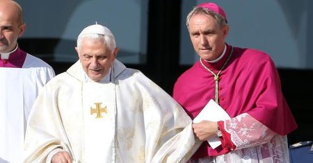 Benedykt XVI powiedział to chwilę przed śmiercią. Miał jedną prośbę