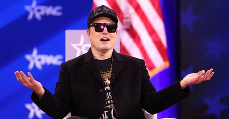 Trump wydał zalecenie Muskowi. "Wykonuje świetną robotę, ale..."