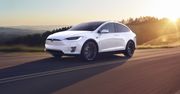 Jego tesla ciągle się psuła, więc sprawa trafiła do sądu. Wygrał, ale musiał podpisać nietypowe oświadczenie
