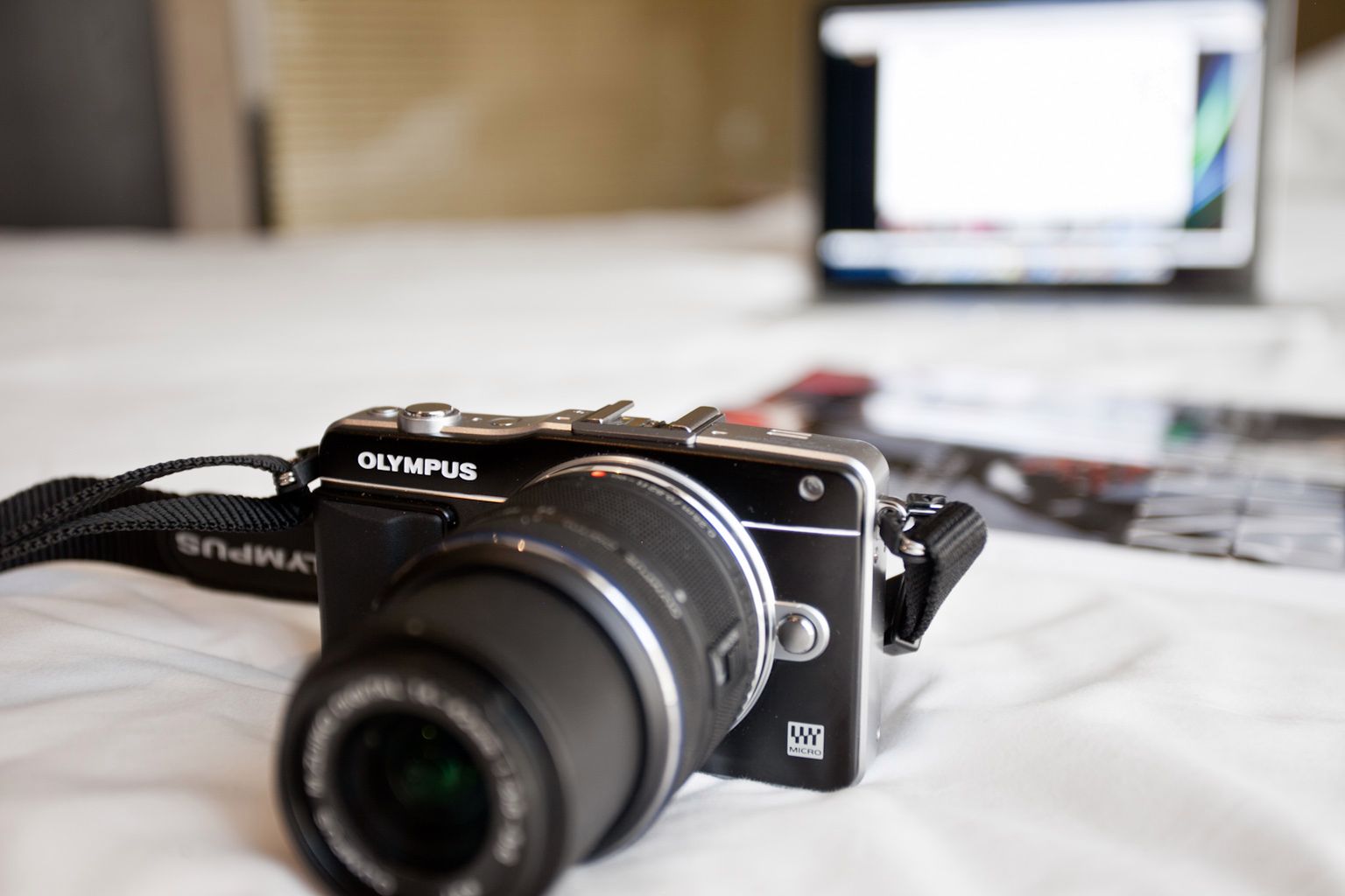 Olympus Pen Mini E-PM 2 - 260 gramów stylu i świetnej jakości [wideotest] 9